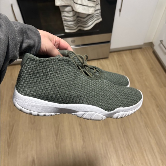 Jordan retro 11 green - Picture 6 of 9